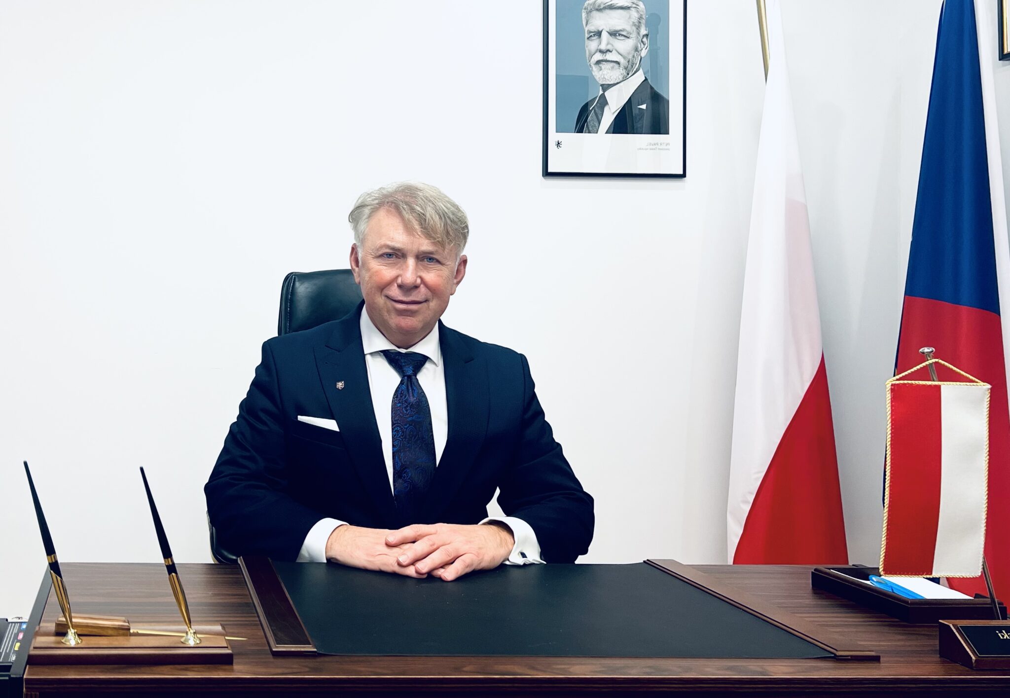 Konsul Honorowy dr Artur Żurakowski